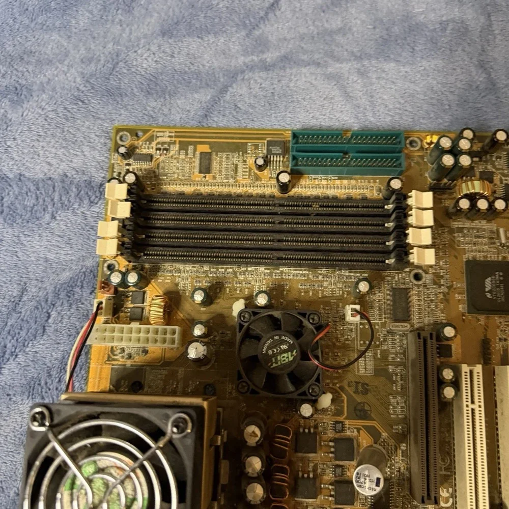 ABIT KG7-RAID, vintage motherboard‎